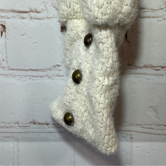 Project Social T Sweater Womens Small Tan Cozy Knit Cropped V Neck Top New - Picture 5 of 10